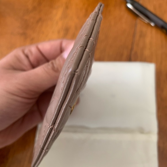 Gucci Marmont Card Holder - Picture 7 of 7